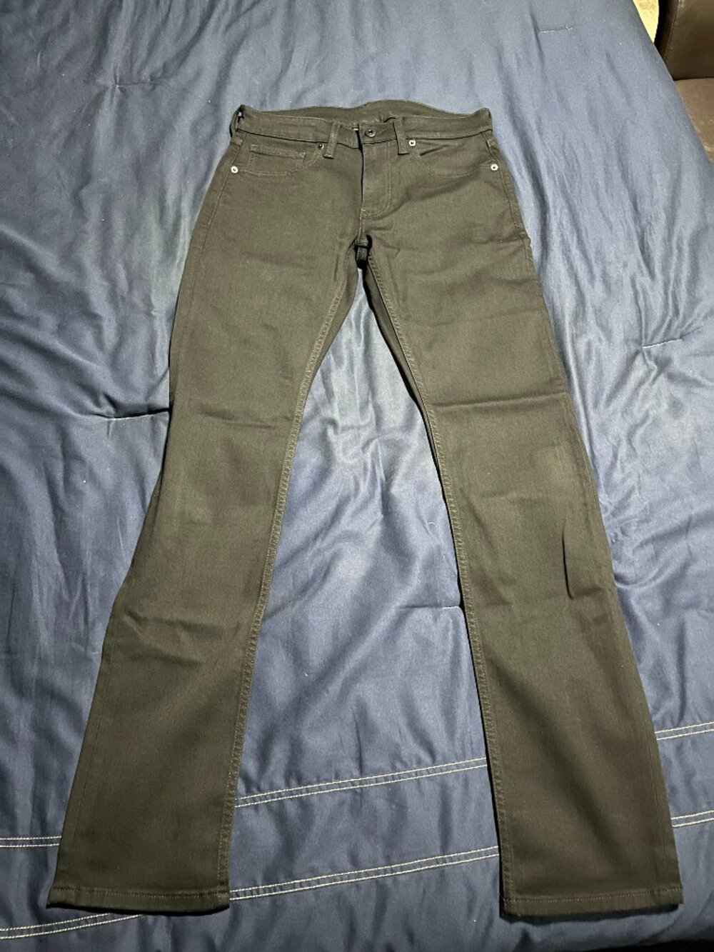 True Classic Slim Straight Jeans for Men 30x32